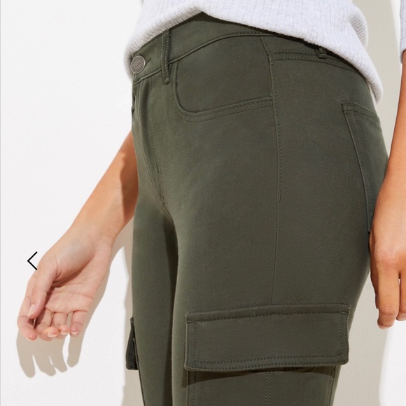 LOFT 5 Pocket Sateen Cargo Leggings - Picture 2 of 6